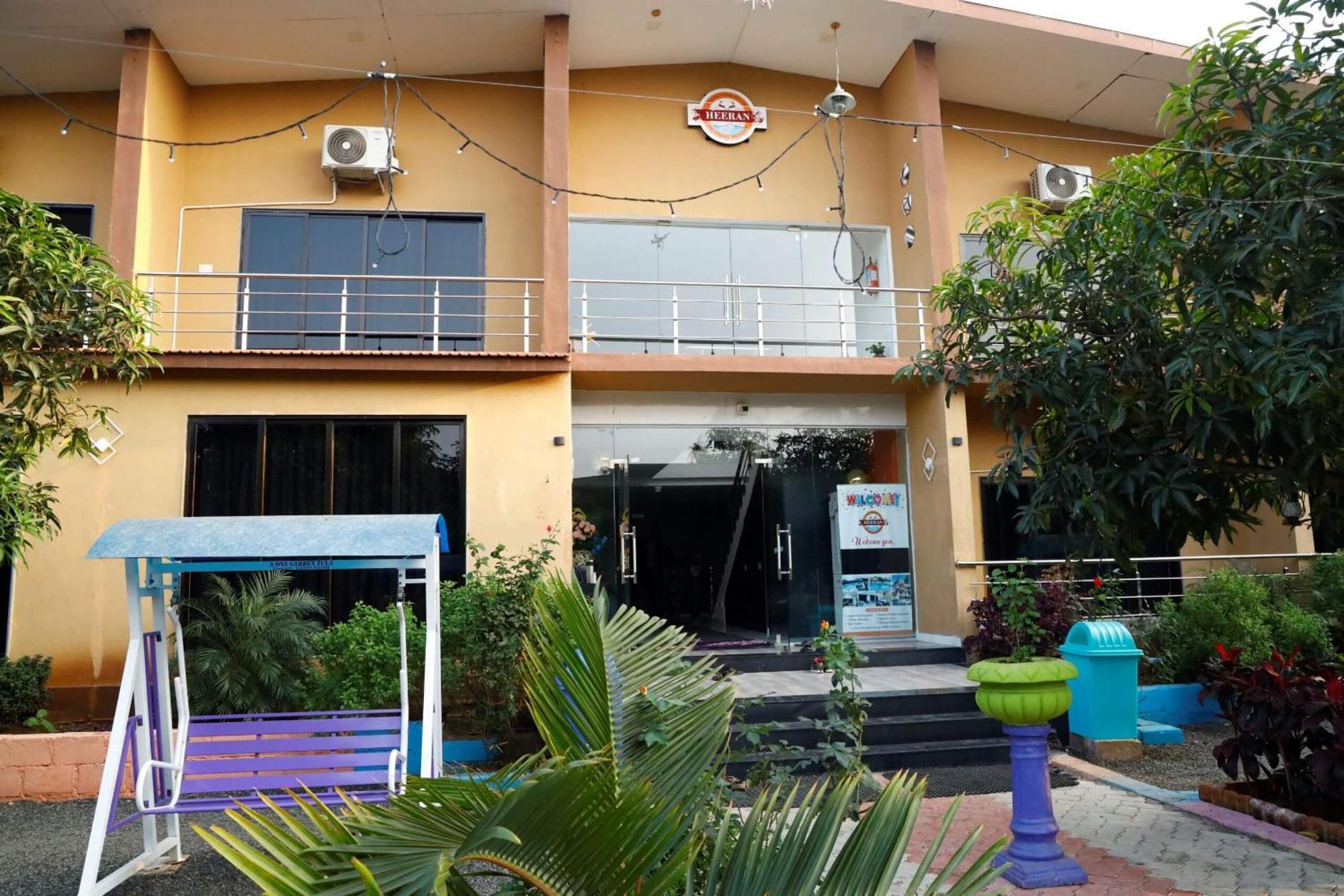 Heeran Re-Treat Resort Sasan Gir Exterior photo